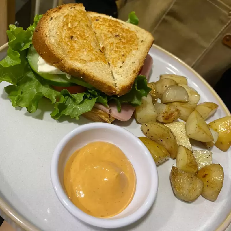 Sándwich de Pavo y Panela