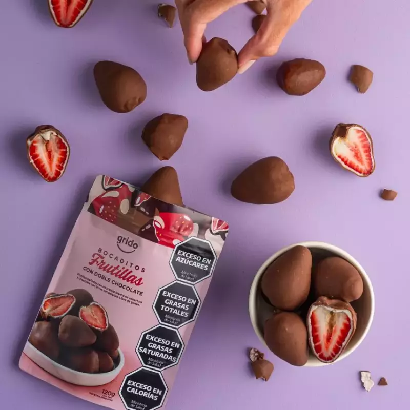 FRUTILLAS BAÑADAS DOBLE CHOCOLATE