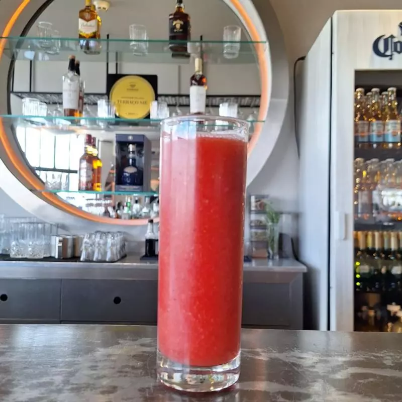 SUCO DE MORANGO COM LARANJA