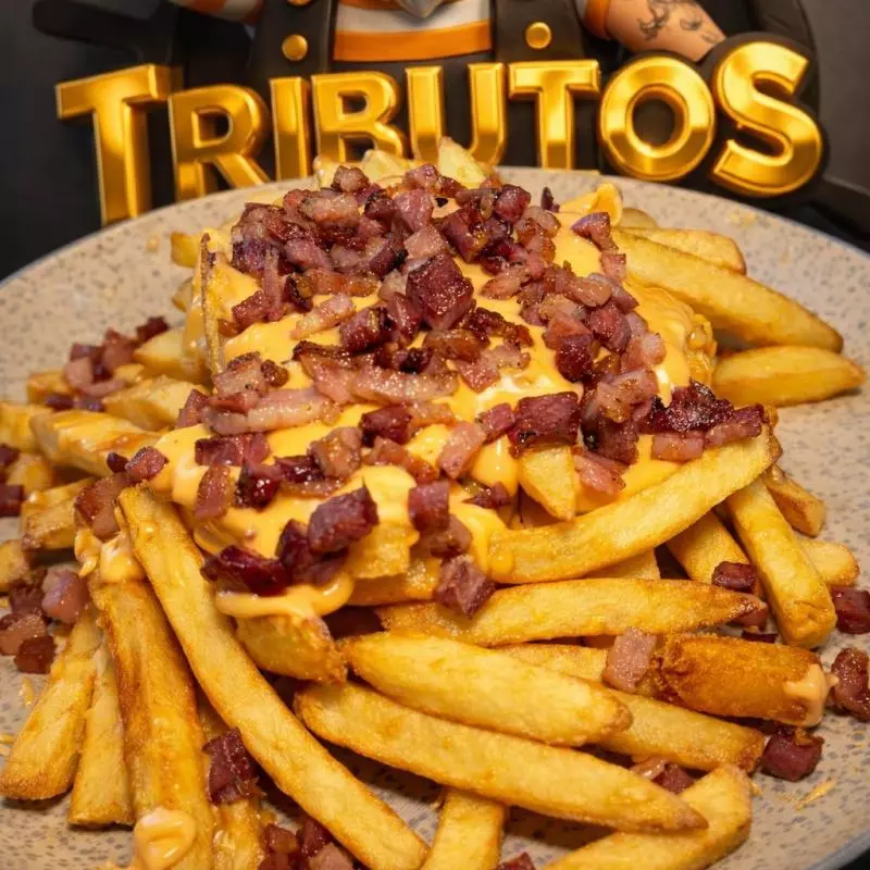 batata com cheddar e bacon 🍟🥓