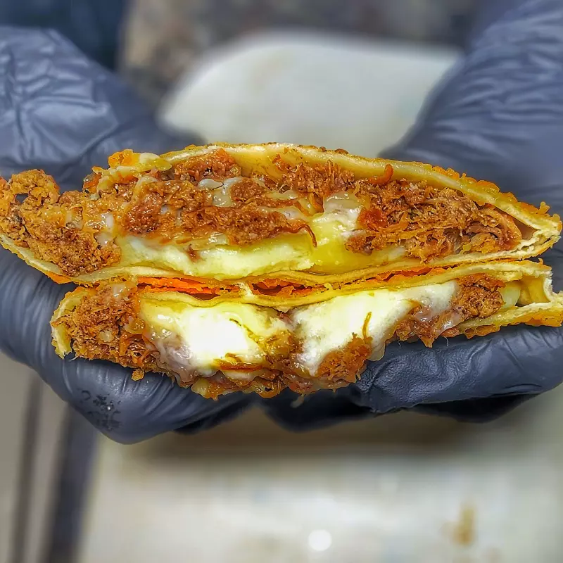 Pastel de Costela com Catupiry