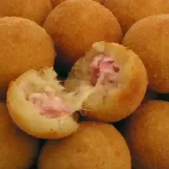 Bolinha de Queijo c/ Presunto