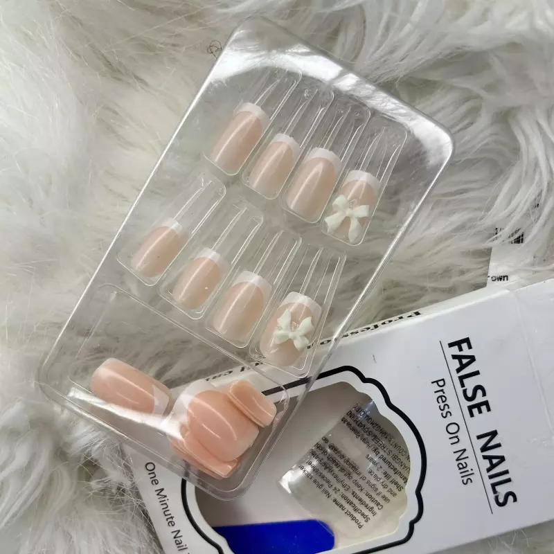 Set de Uñas Press-On "Coquette Frenc