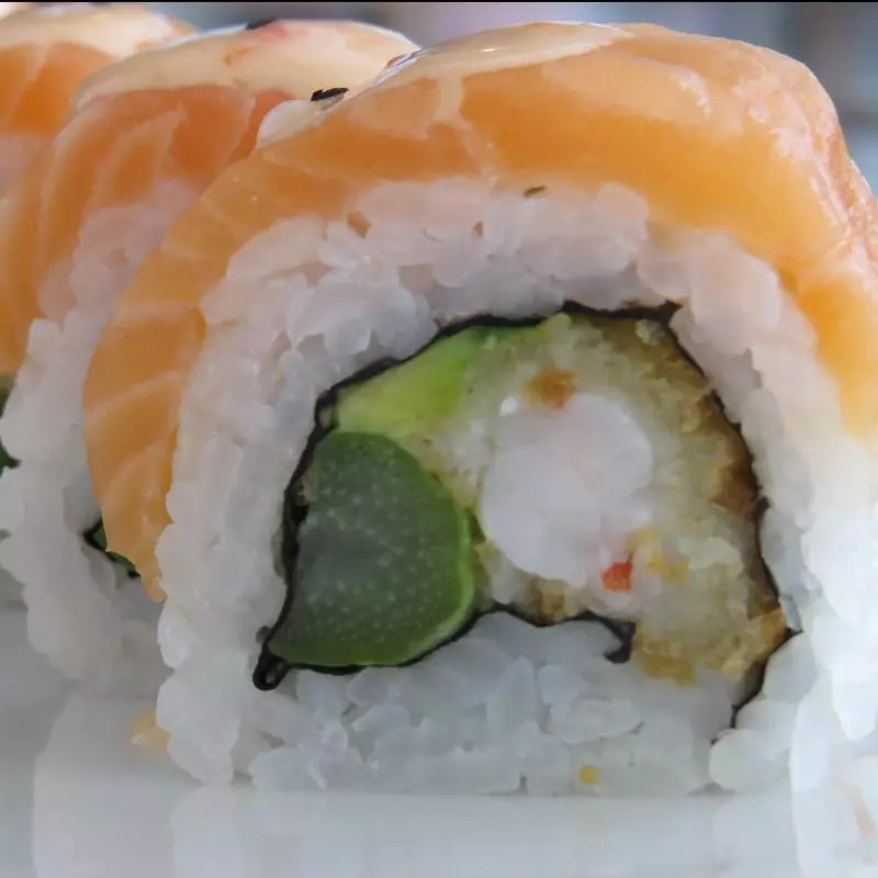 ORANGE DRAGON ROLL