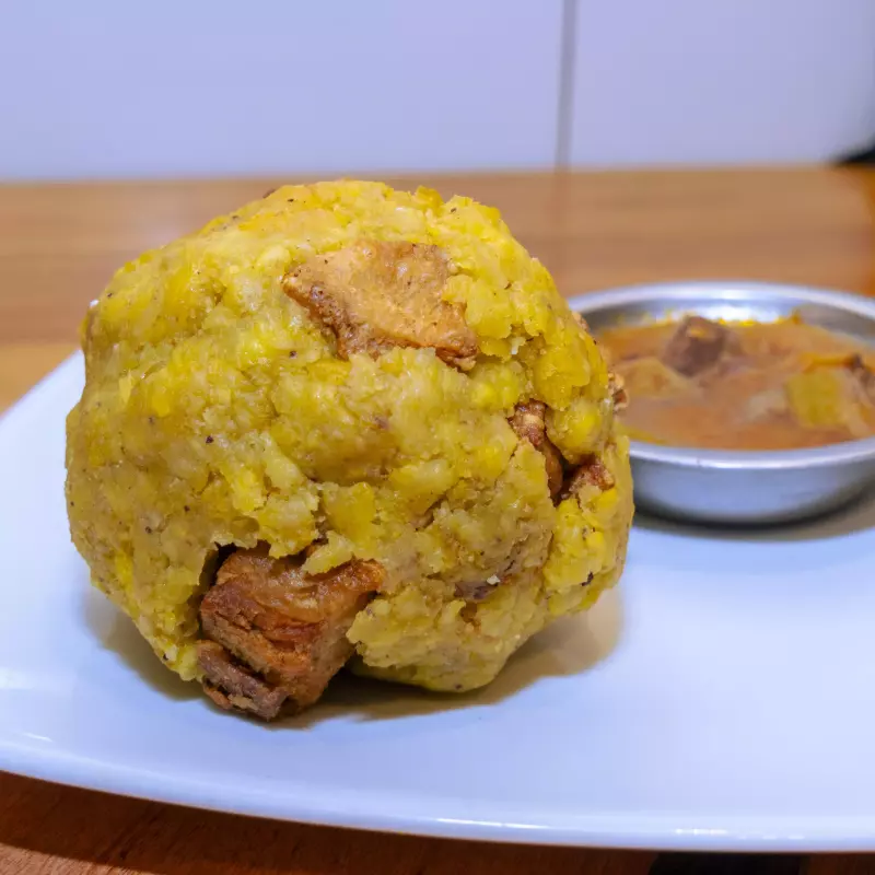 BOLÓN DE CHICHARRÓN