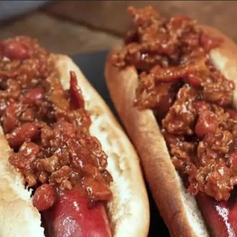 Hot dog con carne