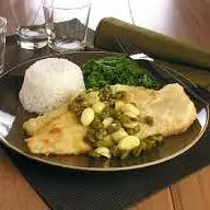 FILÉ DE PEIXE COM ALCAPARRAS - 1 PESSOA