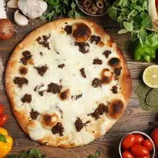 Manouché queso y soujouk