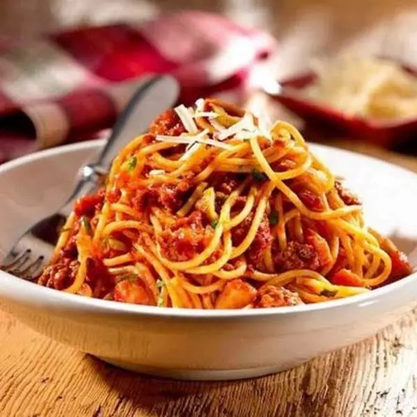 Esparguete à Bolonhesa