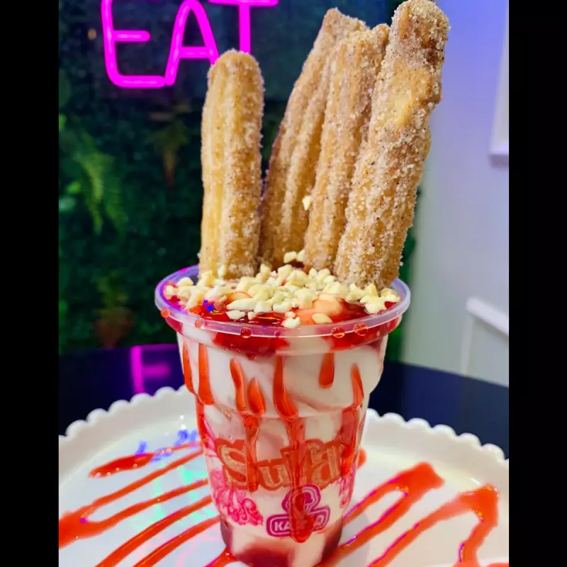 Sundae Kascão com churros espanhol