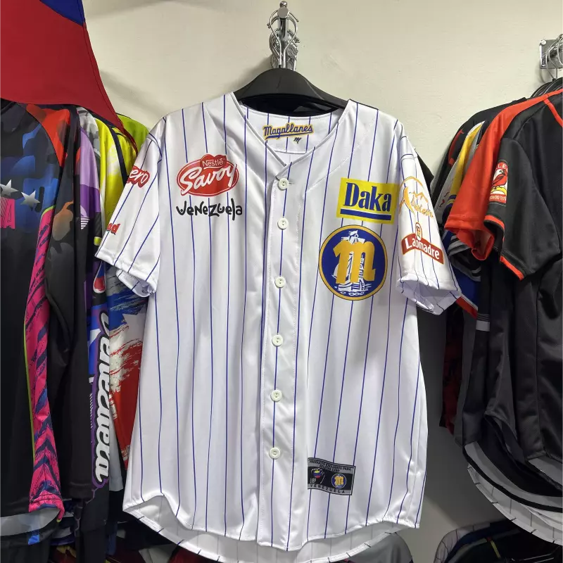 Magallanes blanca líneas NUEVA 25-26