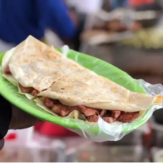 Quesadilla Gigante de Harina