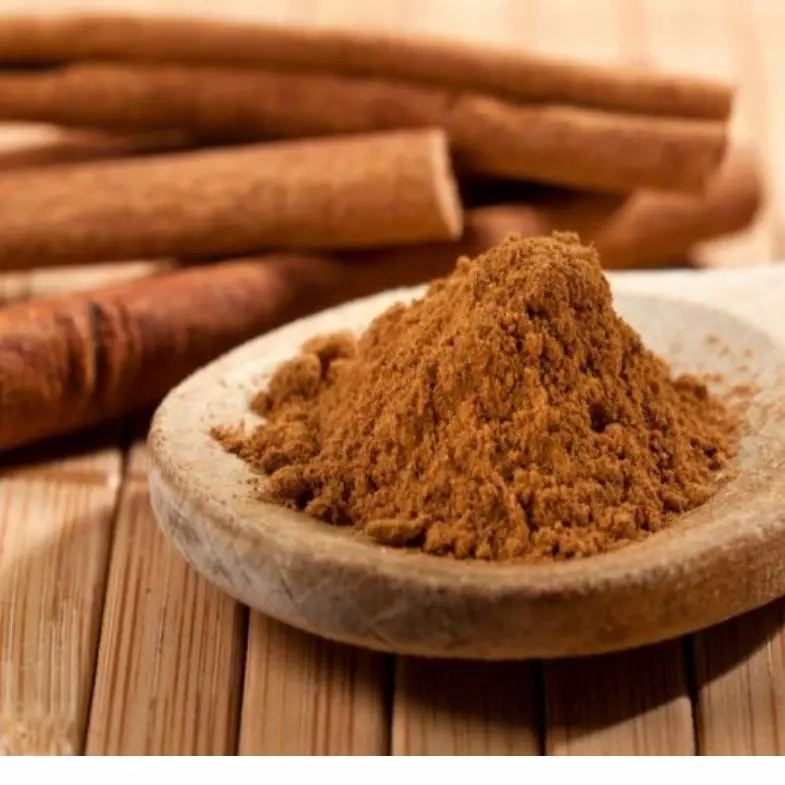 Canela polvo sobre