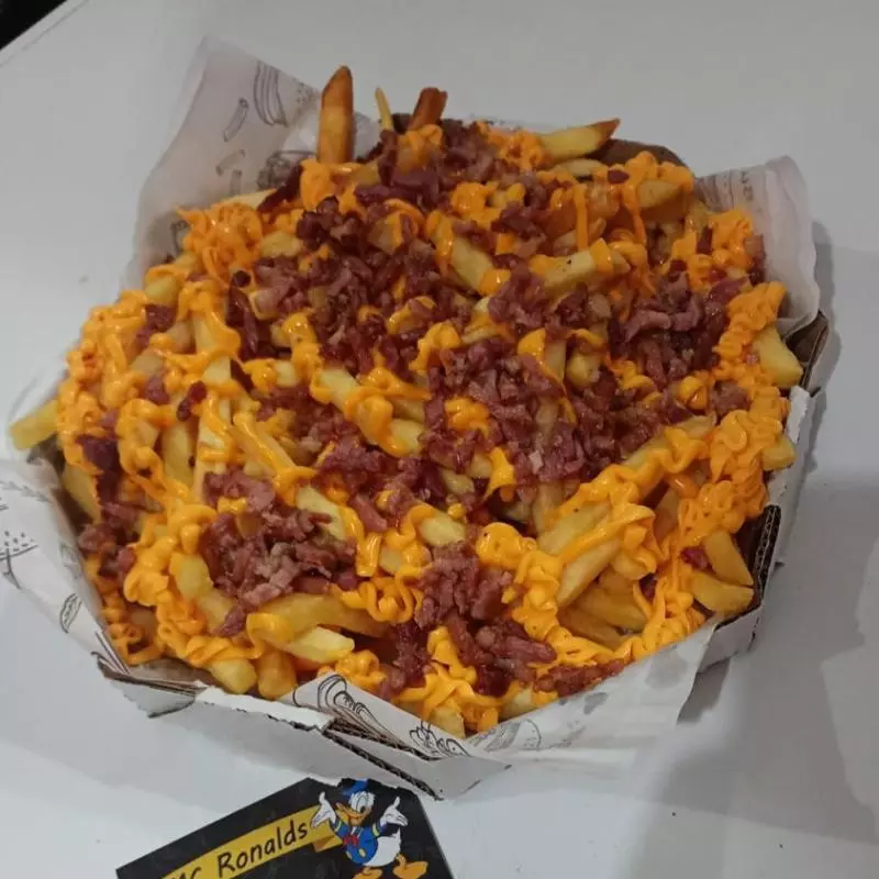 BATATA CAIXA BROTO CEDDAR E BACON